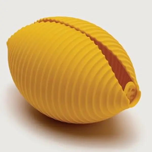 Silicone Lemon Squeezer Manual Juicer, Maximum Juice Extraction Without Mess, Easy to Use, Easy to Clean - Splash-Proof Kitchen Fruit Utensil