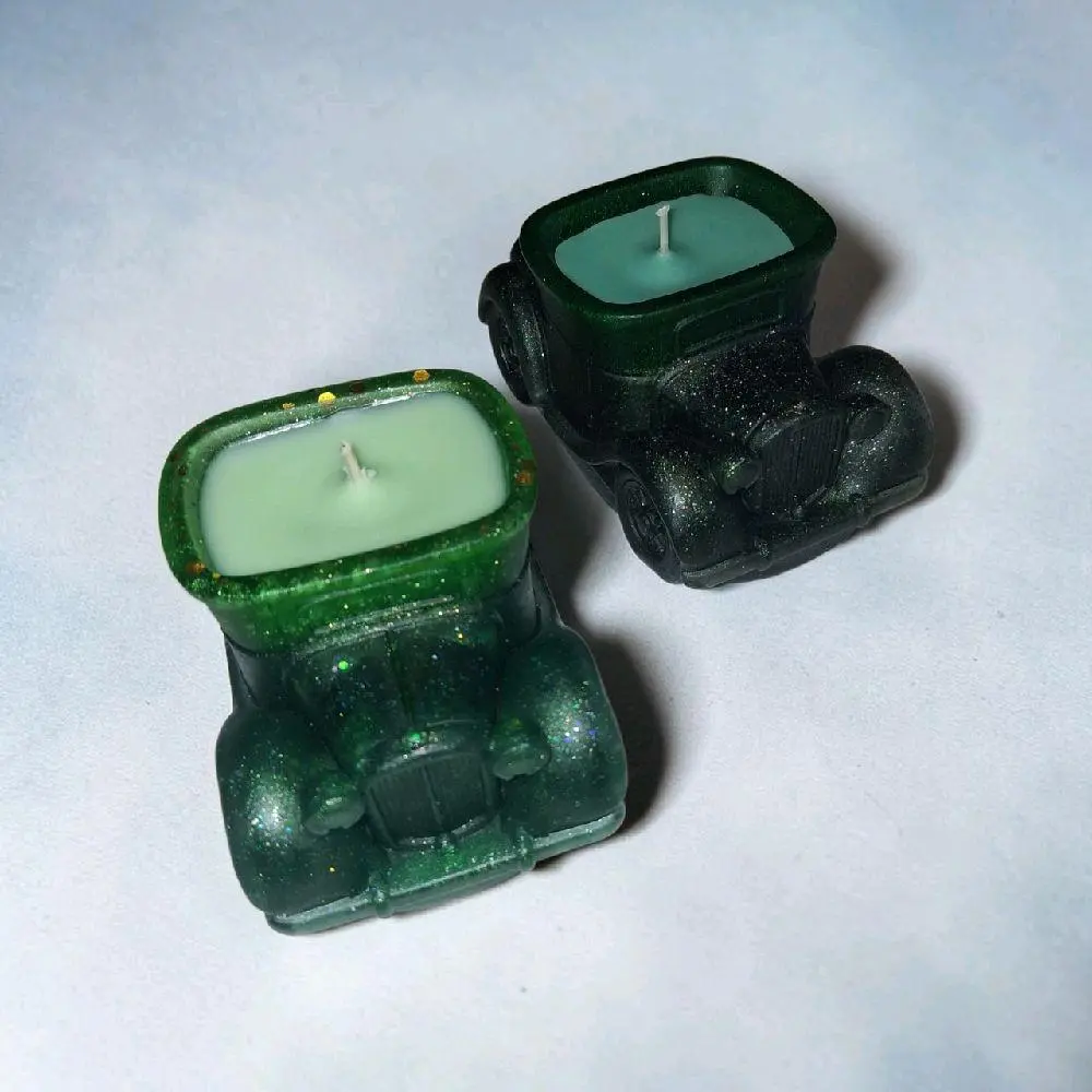 Handmade Resin Vintage Car Scented Candle - Rustic Classic Automobile Home Decor Accent Gift Light Decorative