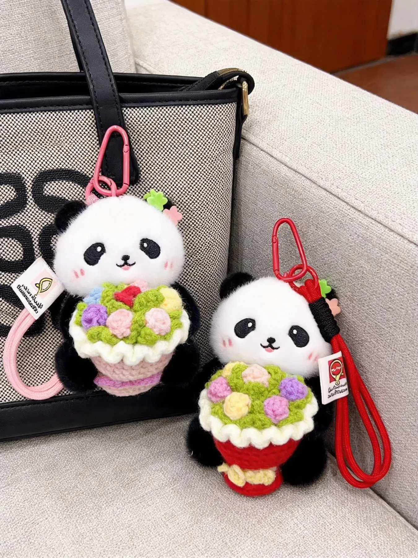 Panda Keychain Pendant Plush Toy Fluffy Keychain Backpack Bag Charm, Keychain Kawaii, Birthday Holiday Gift for Men Women Girls, Multifunctional Car Key Chain, Keychain For Bags