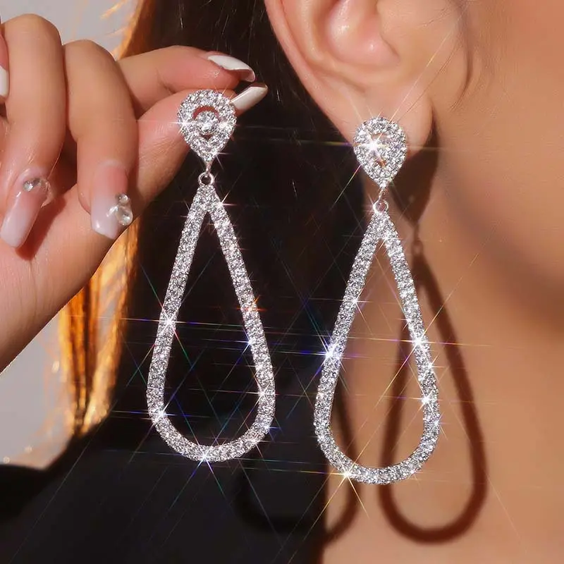Luxurious Women Hollow Water Drop Earrings Exaggerated Silvery Sparkling Full Rhinestone Long Water Drop Earrings Fashion Additions Luxury Long Pendant Earrings Party Wedding Engagement Anniversary Jewelry