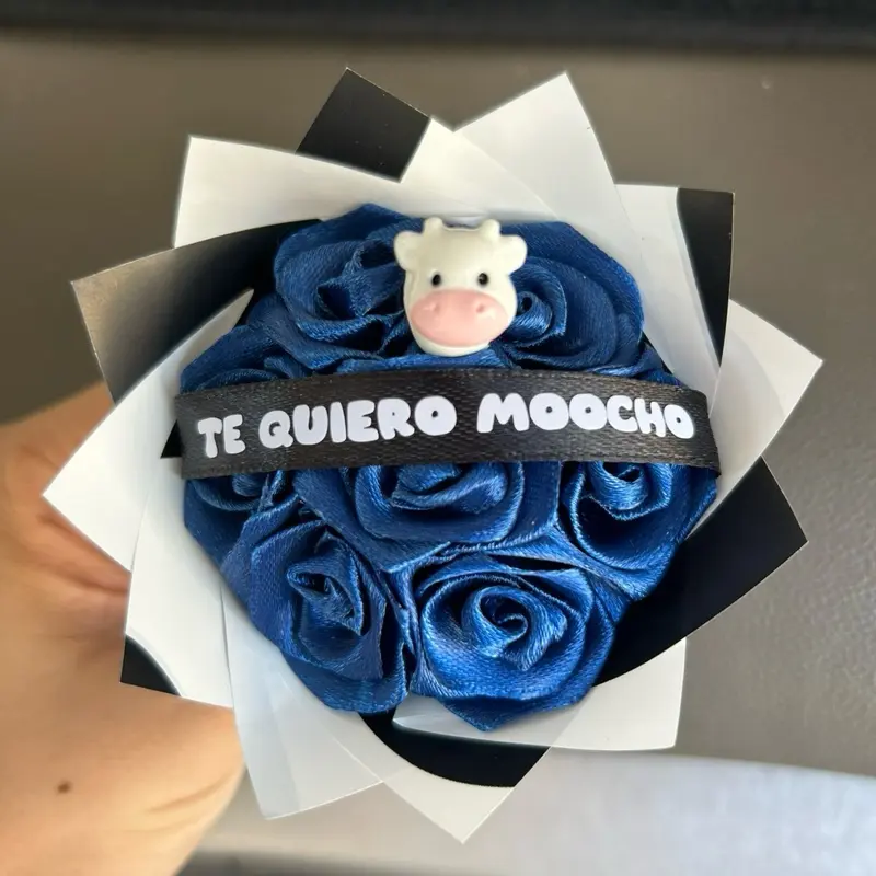 Cow Mini bouquet Gift