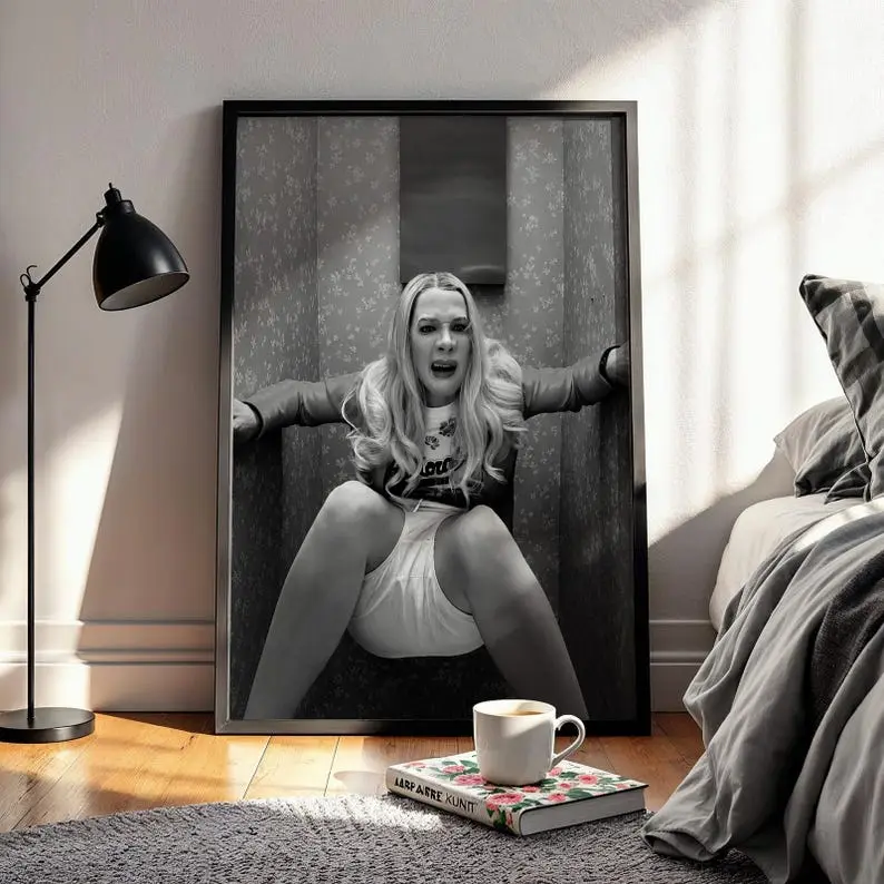 White Chicks Toilet Scene Canvas Poster, Funny Bathroom Decor Artistic Wall Art Poster, Bathroom Scene, Funny Toilet