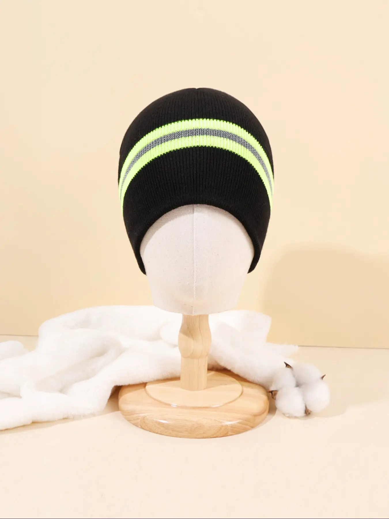 Multi-Color Knitted Reflective Striped Brimless Cap, Soft Warm Winter Insulation Yarn, High Visibility Safety Design, Fashionable Streetwear