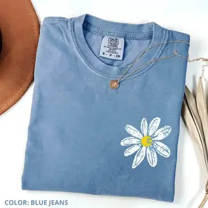 Comfort Colors Daisy T-Shirt, Retro Floral Tee, Women's Casual Short Sleeve Tee Cotton Fabric Tops