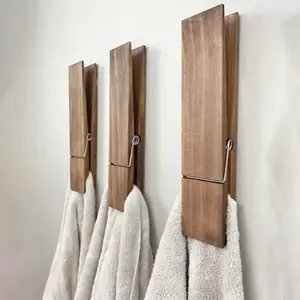 Wooden Clothespin Towel Holder – Rustic Wall-Mounted Bathroom Hook