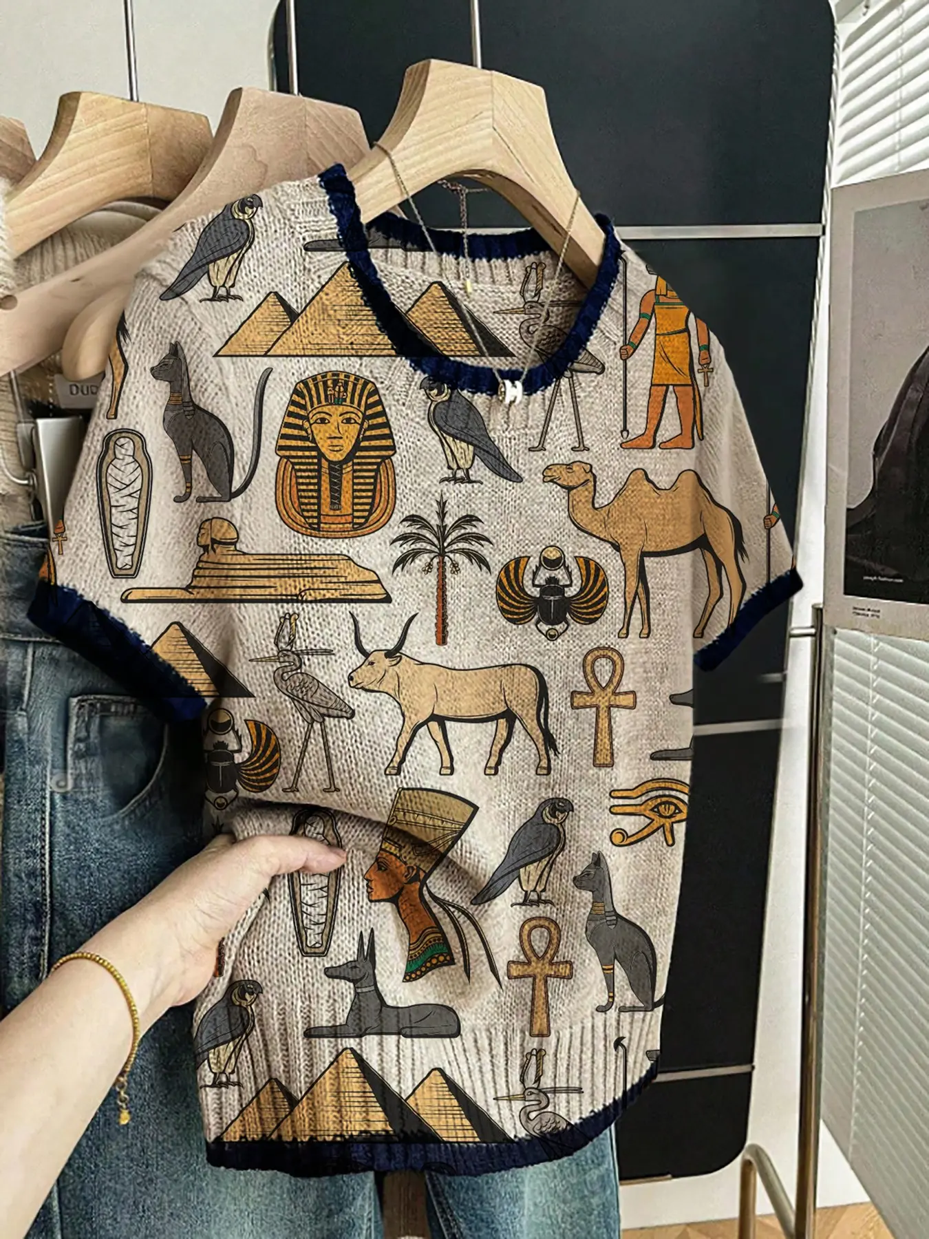Women's African Indian Egyptian Ethnic Pattern Knitted Sweater, Round Neck Short Sleeve, Casual Breathable Colorblock Top for Spring Summer Fall