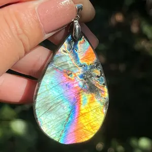 Sterling Silver Rainbow Flash Labradorite Pendant Gold, purple, blue flash