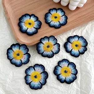 7pcs Flower DIY Patch Sticker Embroidery Patches, Floral Embroidery Appliques, DIY Sewing for Clothes, Bags, Hat, Decoration Cloth Patch