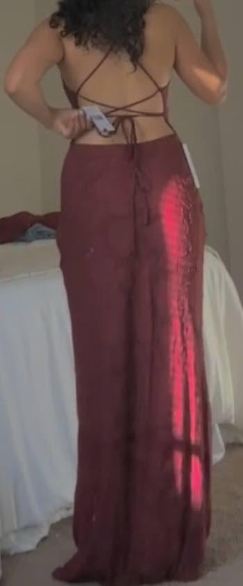 Item: Burgundy Burnout, US 6