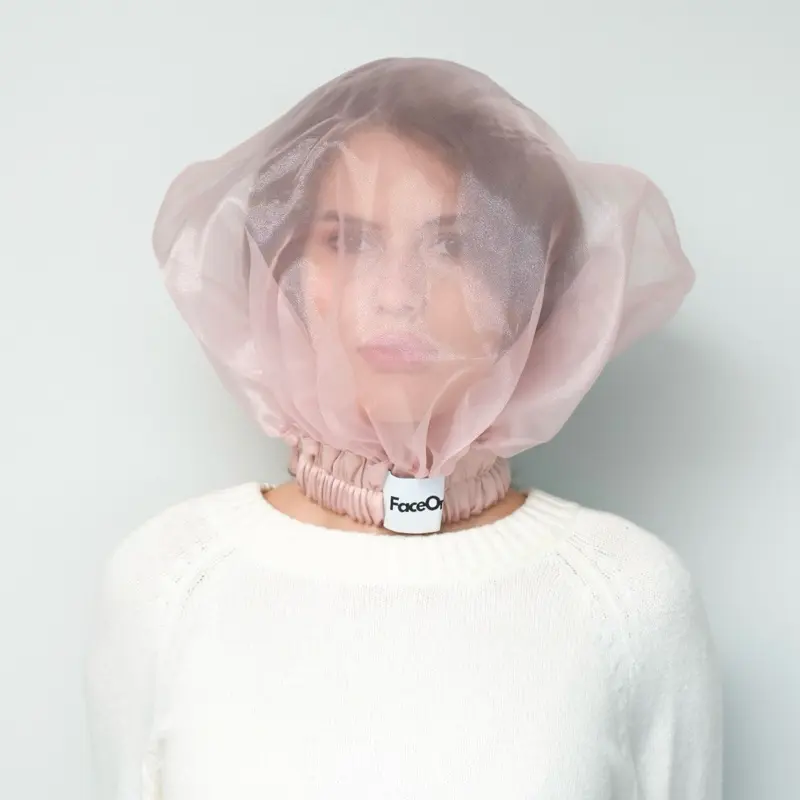 FaceOn Beautywear | Get Ready Without the Mess