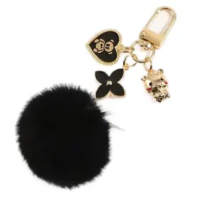 Trendy Heart Bear Pom Pom Keychain Pendant - Delicate & Elegant Fashion Accessory for Bags & Keys - Cute Charm to Brighten Your Day