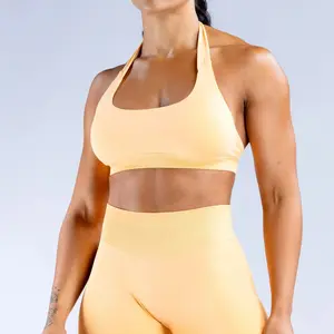 DFYNE Impact Seamless Halter Neck Sports Bra Medium Support 90% Nylon 10% Elastane True to Size Fitted Design for Gym Yoga Activewear