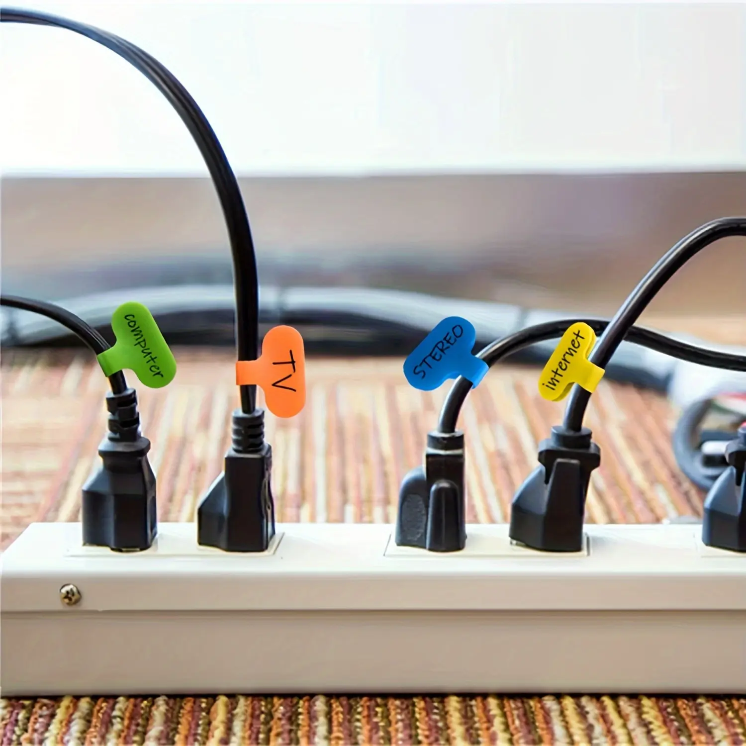 A set of 20pcs Cable Labels, Cable Ties Reusable With Write-on Label, Wire Labels, Cable Tags And Wire Tags For Cable Management And Organizer For Electronics, Computers And More, Easy Identification, Computer Accessories For Desk