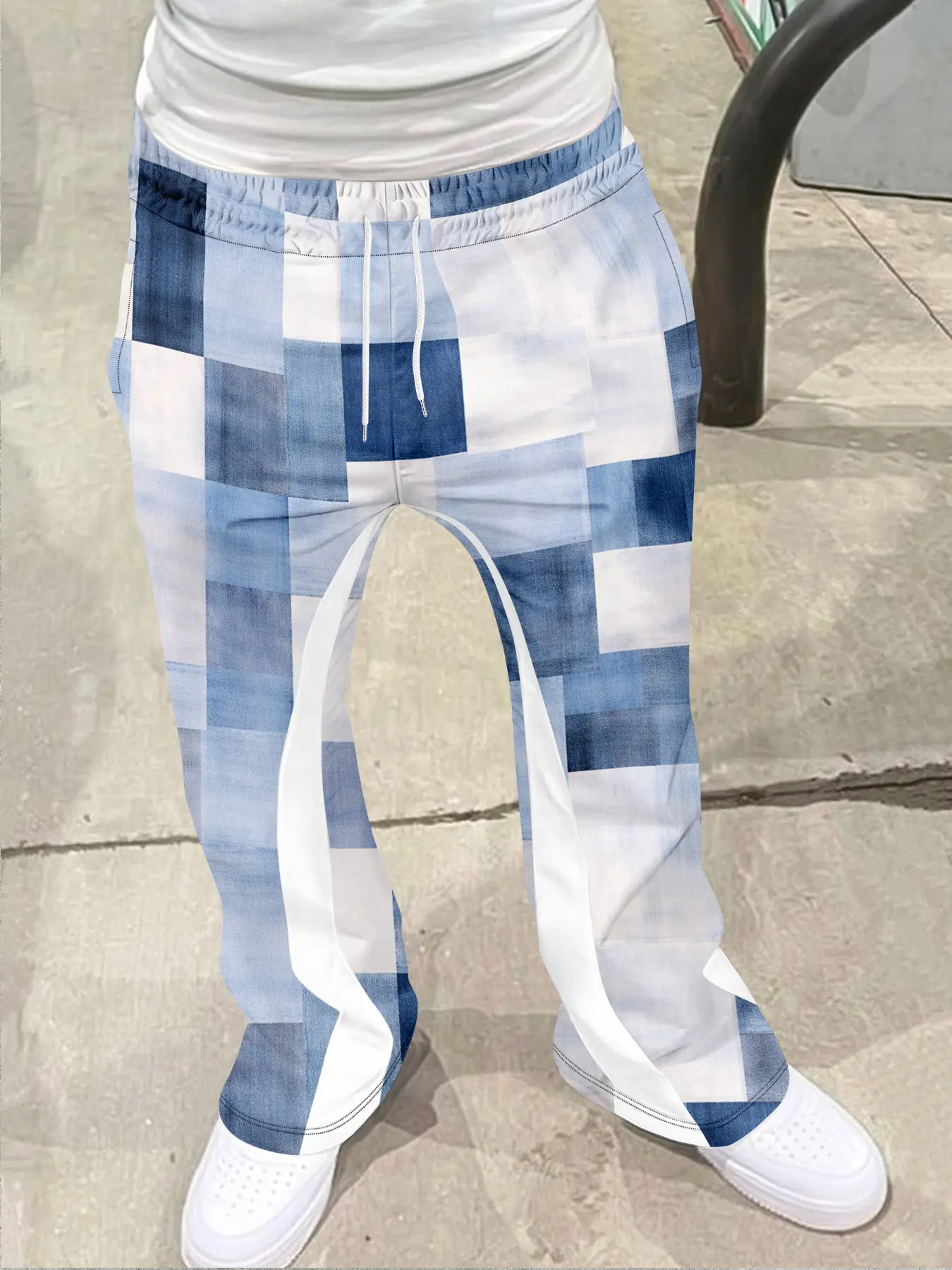 Men's Loose Fit Blue Patch Print Long Flared Pants, Menswear, Casual Sporty Streetwear, Hip Hop Vintage Classic Style, Fitted Geometric Pattern, All Seasons, Athleisure Casual Pants, Casual Sporty Trousers
