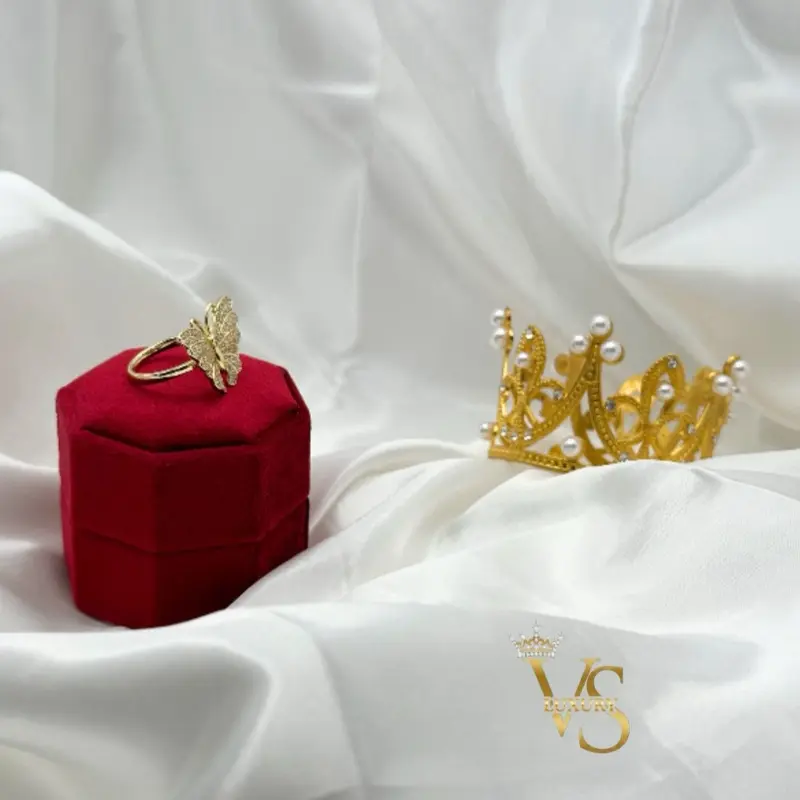 Valdes Luxury Gold Plated Butterfly Zirconia Ring