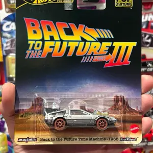 DMC Delorean back to the future time machine Diecast car 1:64 scale
