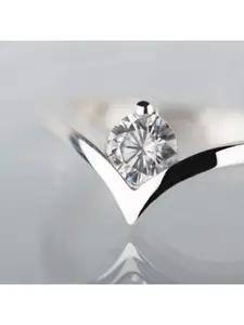 1 piece of women's fashionable ring sexy V-shaped classic inlaid zircon suitable for daily versatile banquet party gifts