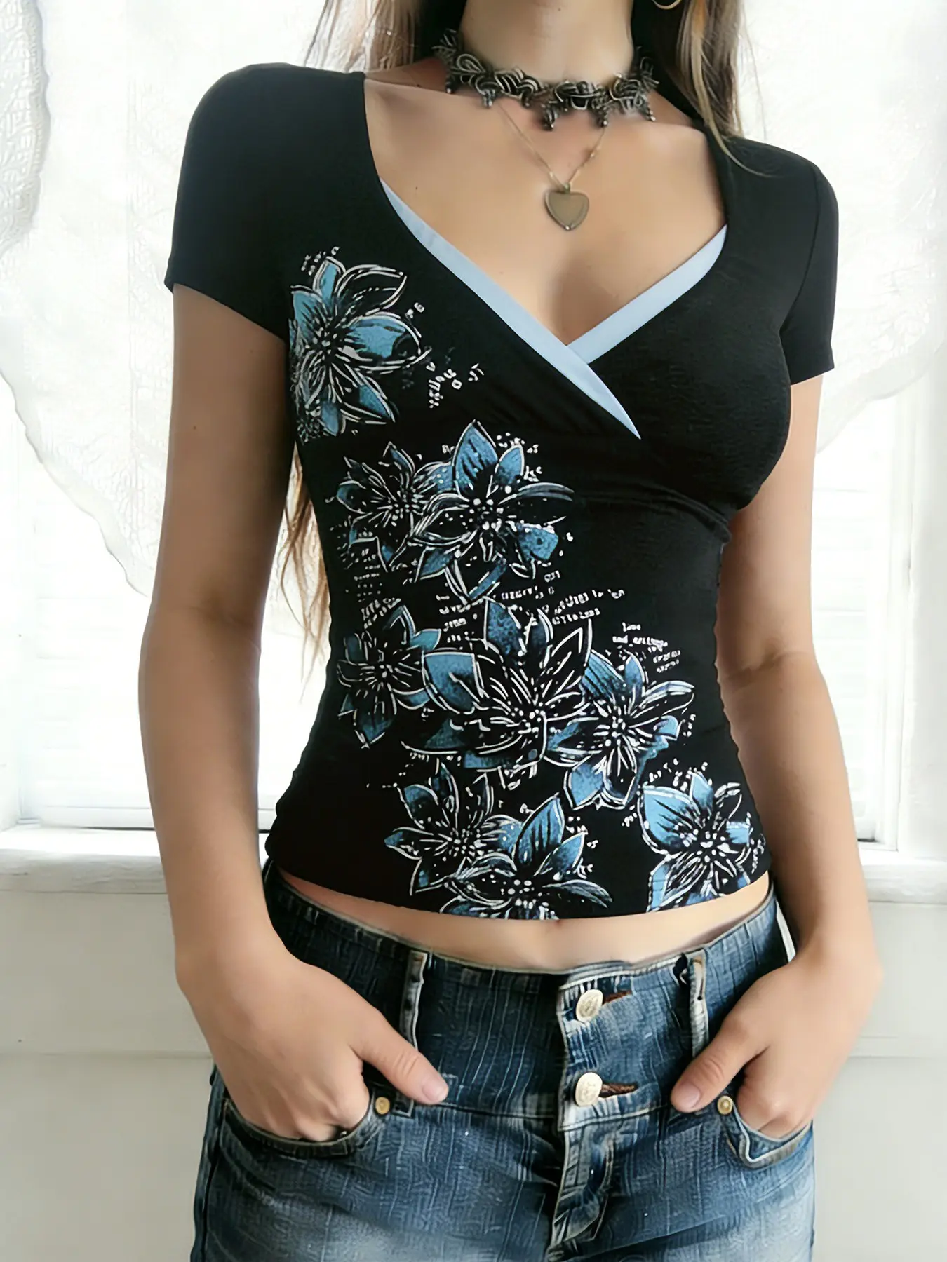Women's Vintage Y2K Floral Print Cross Square Neck Slim Fit Short Sleeve T-Shirt, Summer Casual Fashion Style Top for Everyday Wear