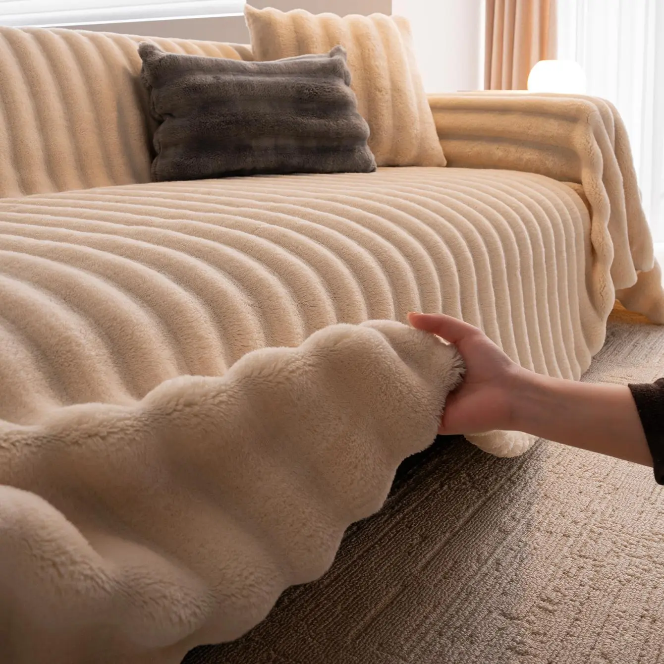 Solid Color Sofa Cover, 1 Count Soft Comfortable Dustproof Sofa Slipcover, Pet-friendly Washable Sofa Protector for Home Living Room, Sofa Couch Covers, Sofa Protector for All Seasons