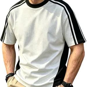 Men’s classic color-block knit sweater, crew neck design, soft and comfortable, casual everyday style, suitable for work and weekend wear.