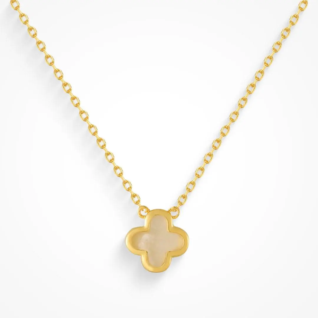 EVRY JEWELS Gold or Silver Plated Women's Waterproof Lucky Necklace EVRY JEWELS Gold or Silver Plated Women's Waterproof Lucky Necklace