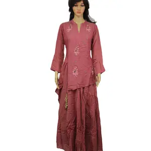 Crepe and cotton mixed simple maxi with hand embroidery