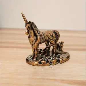 Pure Copper Unicorn Figurine, Elegant Desktop Decoration, Perfect for Home & Office Coffee Table, Creative Craft Gift, Home Decor Accessory, Copper Material