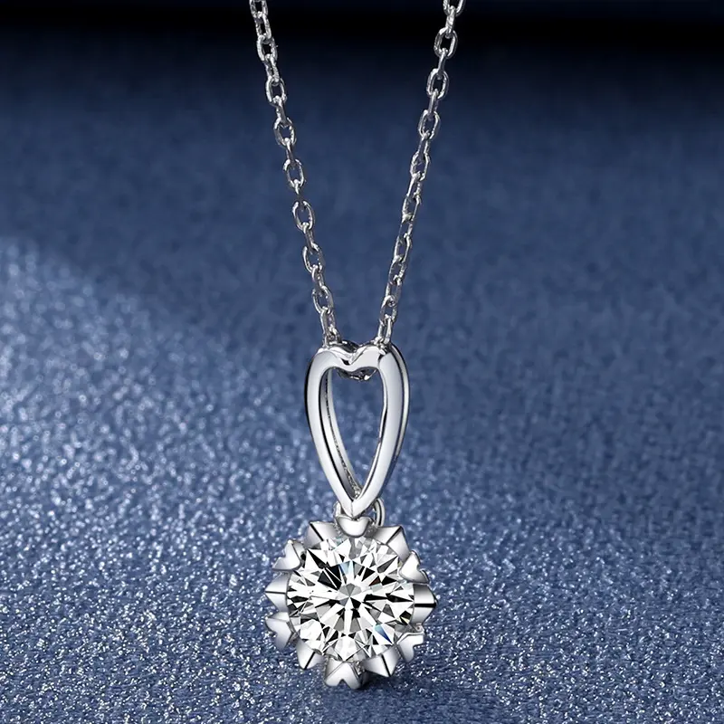 Snowflake necklace 1 carat