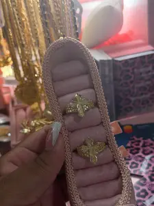 Cross nugget ring