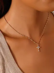 Elegant Leaf Cross Pendant Necklace for Women, Lightweight Luxury Zinc Alloy Jewelry Gift, Fashionable All-Season Accessory, Charm Necklace