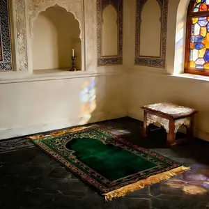 1pc Islamic Prayer Mat Suitable for Muslim Daily Prayers - Portable Travel Prayer Rug with Green Panel & Ornate Golden Trim, Machine-Washable Flat Rectangular Design, Elegant Islamic Arch, Suitable for, Travel, Ramadan, Hajj, 2D Flat, Muslim Prayer Rugs