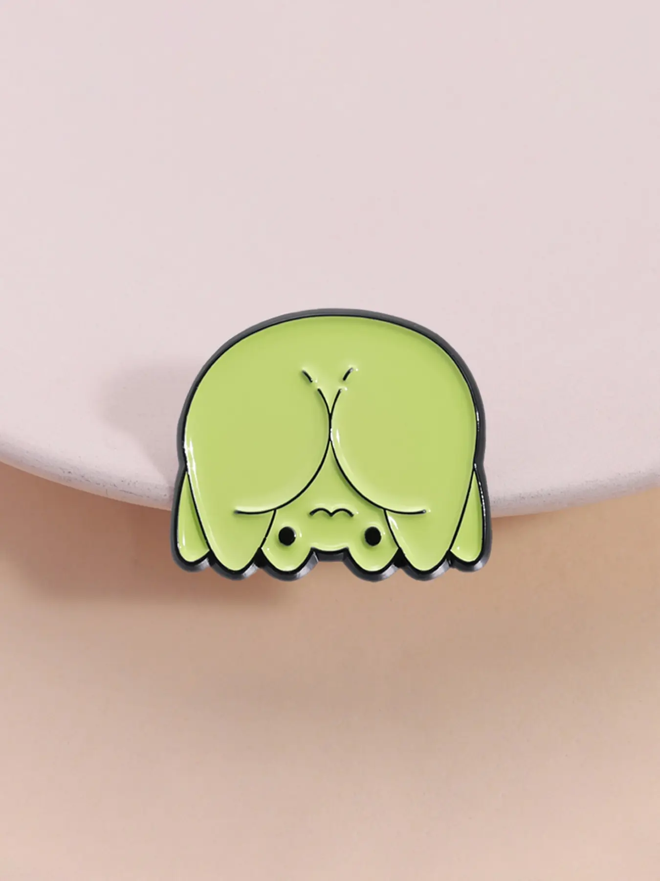 Cute Frog Cartoon Badge, Durable Metal Pins, Minimalist Adorable Design, Perfect for Backpack Decoration, Daily Use for Kawaii Lovers, Clip, Lapel Pins, Emblem Badge Decoration, Alloy Brooch Pin