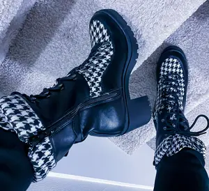 Houndstooth Boots