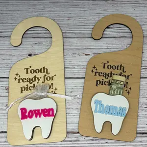 Tooth Fairy Door Hanger - Customizable 8" Wood Sign with Bag for Tooth Storage, Wooden Name Space for Multiple Children - Organiser