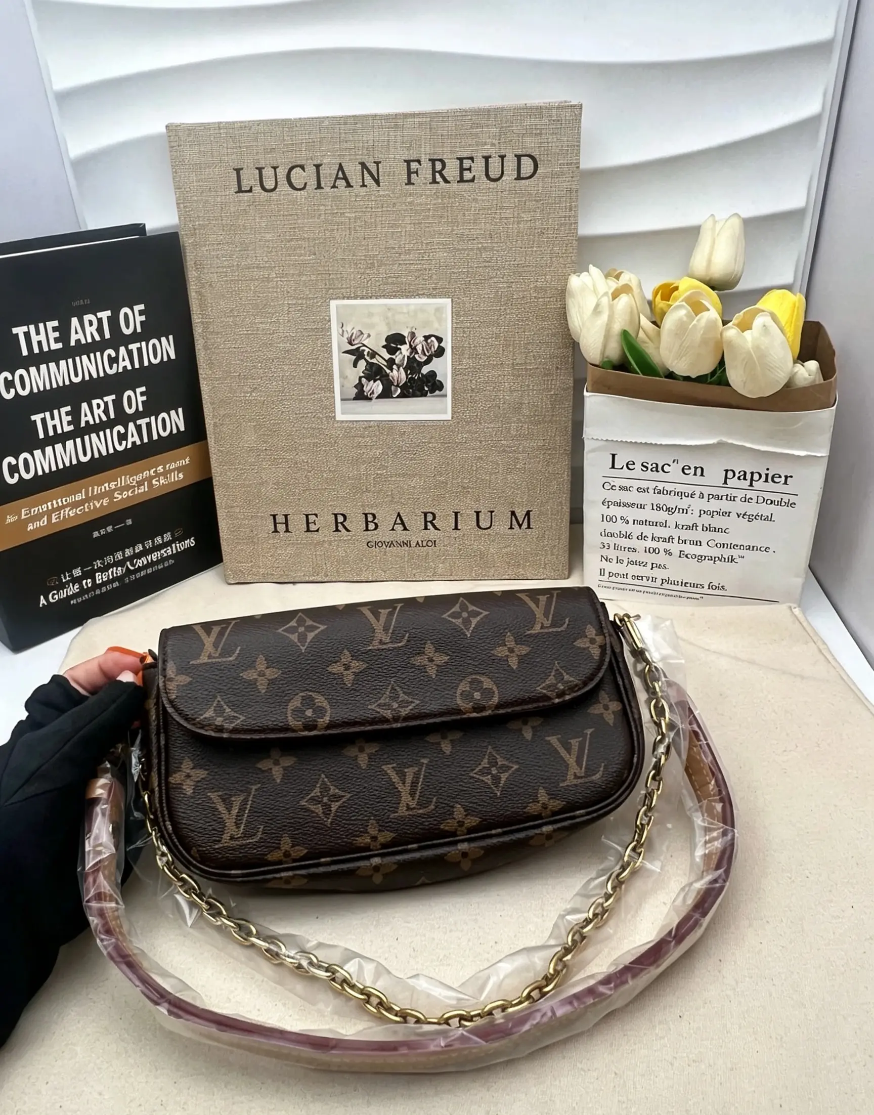 Pre-owned Louis Vuitton Ivy wallet AS260629002