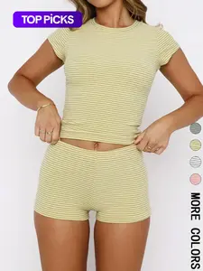 Valentine's Day Two-piece Set Women's Striped Print Crop Tee & Shorts, Casual T-shirt & Shorts for Daily Wear, Ladies Two-piece Set for All Seasons, Clothes