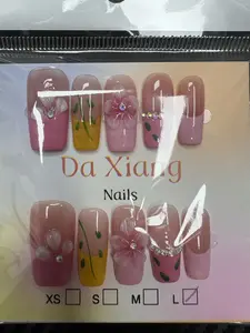 Erica(5802)gc.30$ 15 random pairs or come to my live stream pick nails