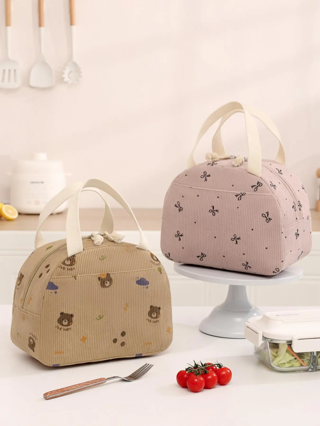 Cute Bear & Bowknot Pattern Lunch Bag, Reusable Large Capacity Insulated Tote Lunch Bag, Portable Lunch Box for School Work, Picnic and Travel, Durable Lunch Bags, Cute Bento Bag