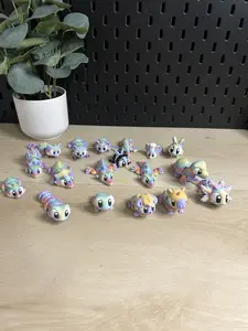 Big-Eyed 3D Printed Animals, 1.5–3in Desk Decor in Rainbow & Regular Colors