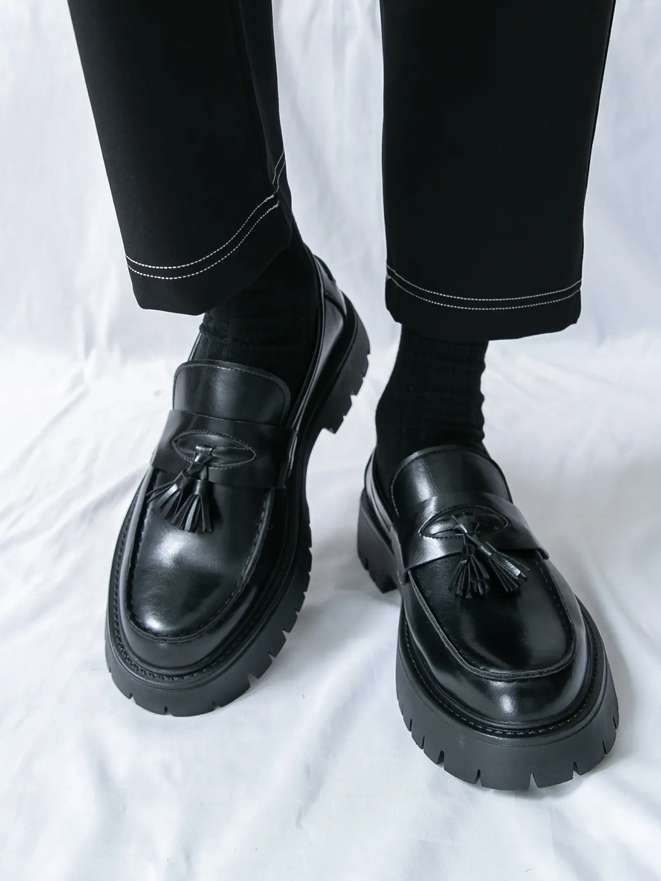 Men's Black Soft Patent Leather Platform Chunky Heel Loafers Fashion Tassel  Business Casual Formal Work Shoes
