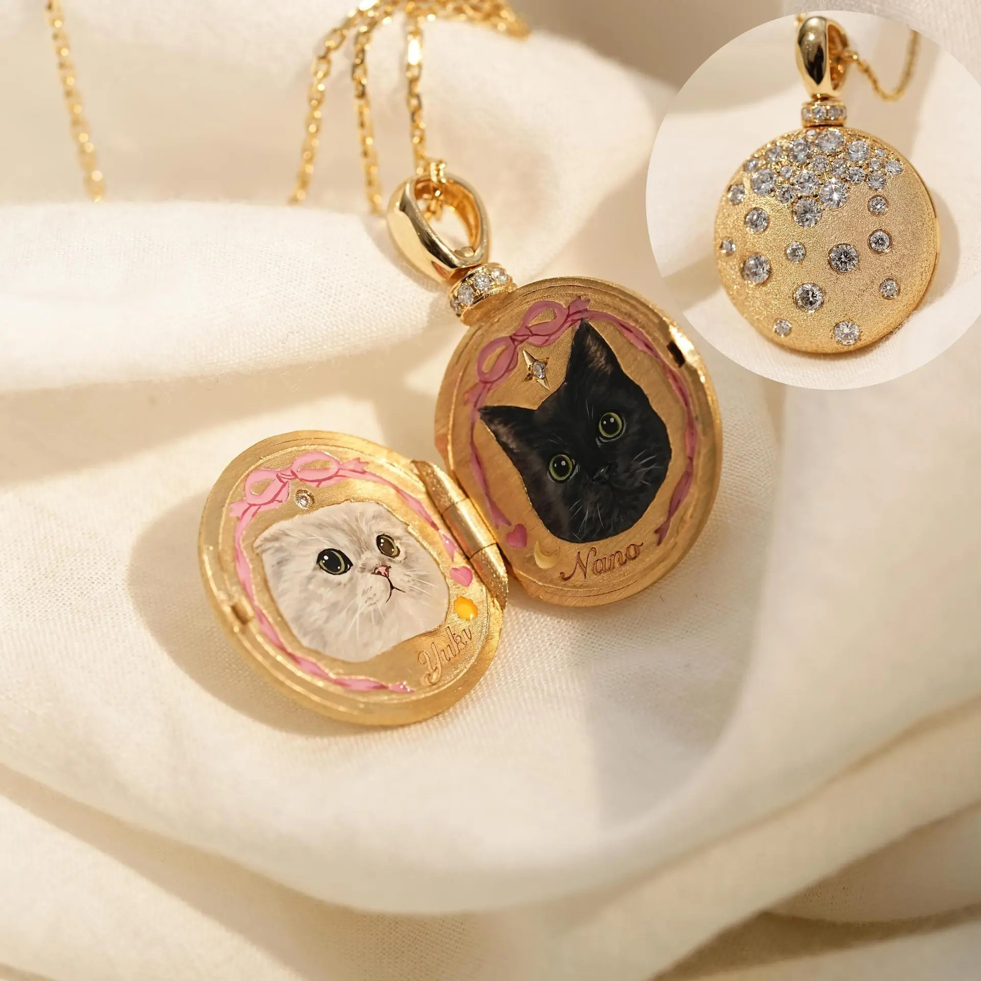 Custom Hand Painted Cat Photo Locket Necklace Gold Plated Openable Memory Pendant Dainty Jewelry Gift