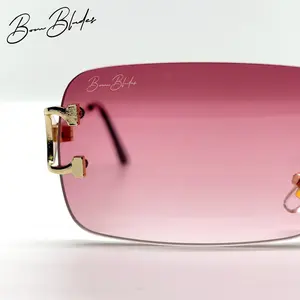 Rosé Bomblades from the Suave collection