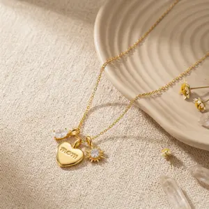 Gold Heart Charm Necklace for Women, Trendy Dainty Chunky Mom Heart Toggle Statement Thick Paperclip Chain Choker Necklaces Mothers Birthday Jewelry Gift