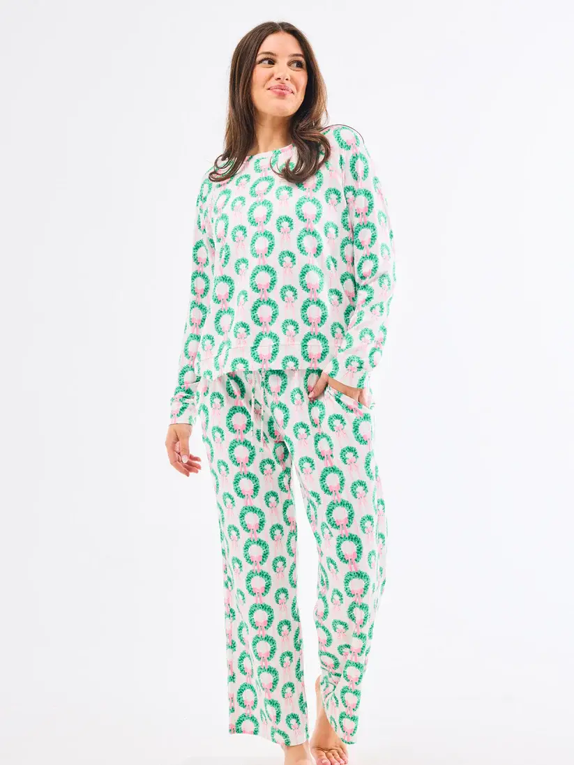 Women's Christmas Nightwear 2-Piece Knit Pajama Set, Casual Long Sleeve Top and Joggers with Side Stripe, Festive Home Outfits, Polyester, Pullover