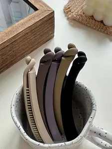 5 pieces of ladies' sweet and elegant matte frosted banana clip set, with a variety of colors and low-key and versatile color matching appearance design, suitable for daily travel wearing hairstyle accessories set Banana Clip Long Hair