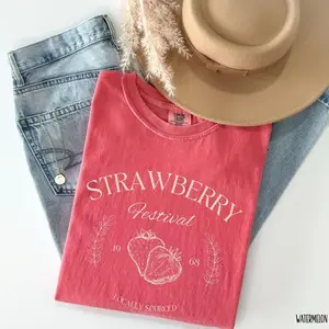 Comfort Colors Strawberry Vintage Shirt, Strawberry Festival Cottagecore T-Shirt, Strawberry Tee, Summer Fruit Strawberry Tee