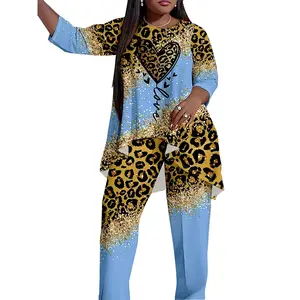 [Stretchy Polyester Leopard Print Set] Chic Plus Size Leopard & Heart Print Outfit - Comfy Crew Neck Top with Asymmetrical Hem & Pants Set, Stretchy Polyester Blend, Machine Washable, Daily Fashion|Leopard Pattern Clothing|Stretchy Polyester Blend