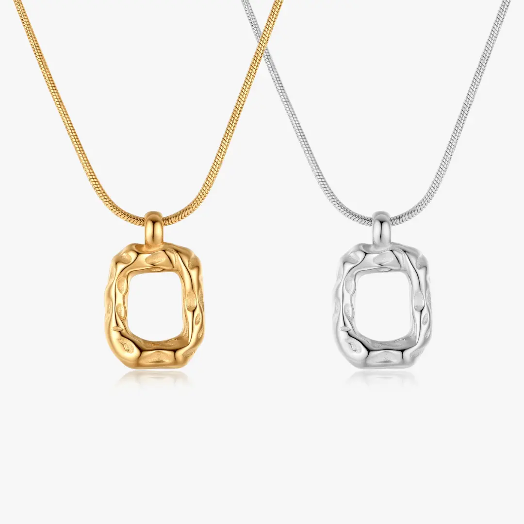 Heidi Organic Rectangle Pendant