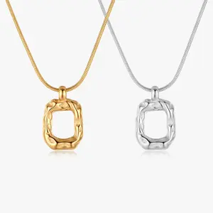 Heidi Organic Rectangle Pendant