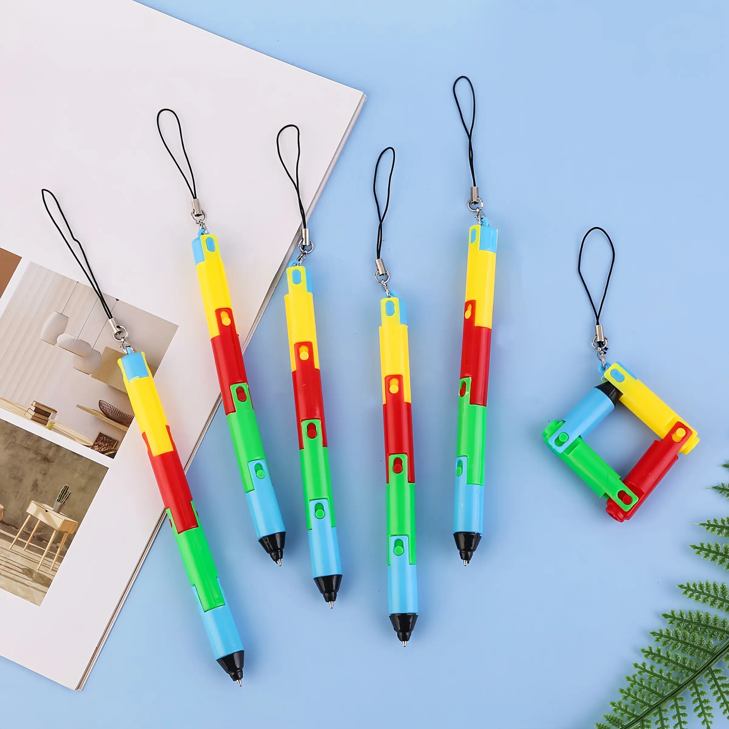 Creative Foldable Lanyard Ballpoint Pen, Bendable and Transformable Design, Playful Pen, Perfect Gift Choice for Fashion Lovers